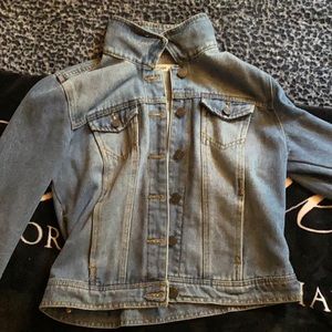Cropped jean jacket